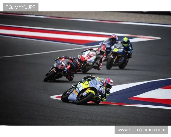 法拉利车手在MotoGP激烈赛季中展现卓越骑术夺目成绩